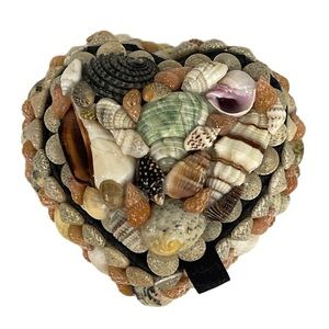 Seashell Sailors Heart Shape Trinket Jewelry Box Beach Nautical Shell 4”